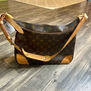 Louis Vuitton Boulogne 30 Monogram Canvas Shoulder Bag LV Vintage